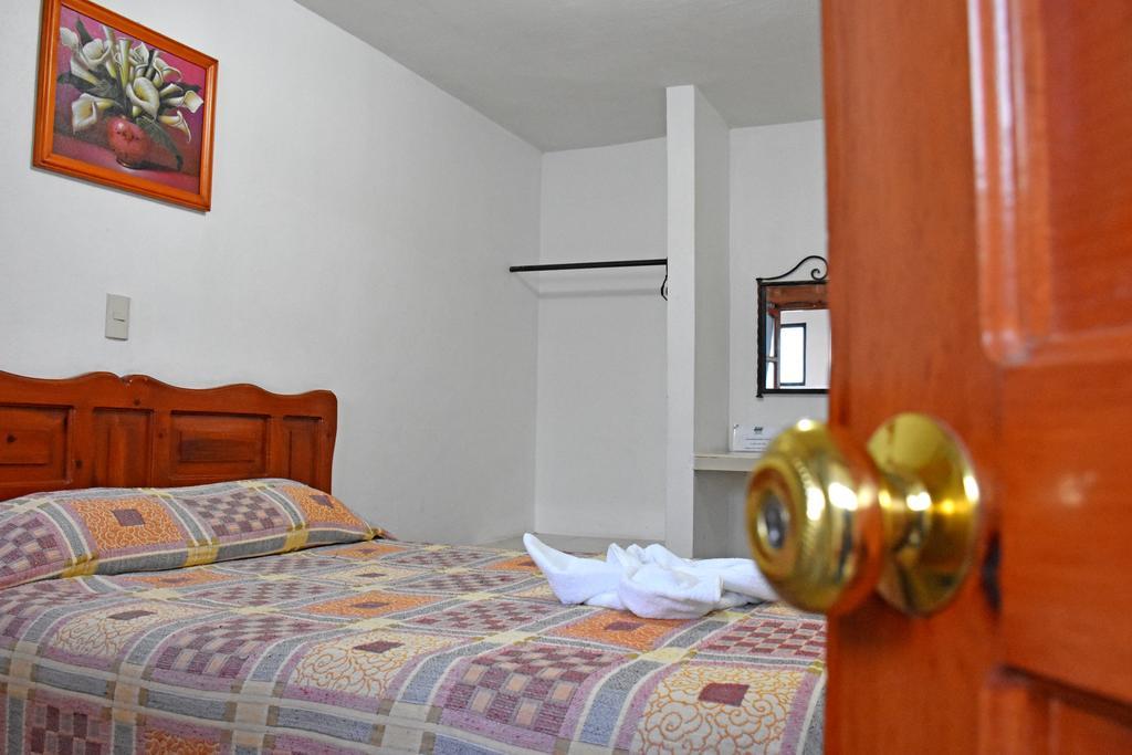 Hotel San Luis ซานกริสโตบัล เด ลาสกาซาส ภายนอก รูปภาพ